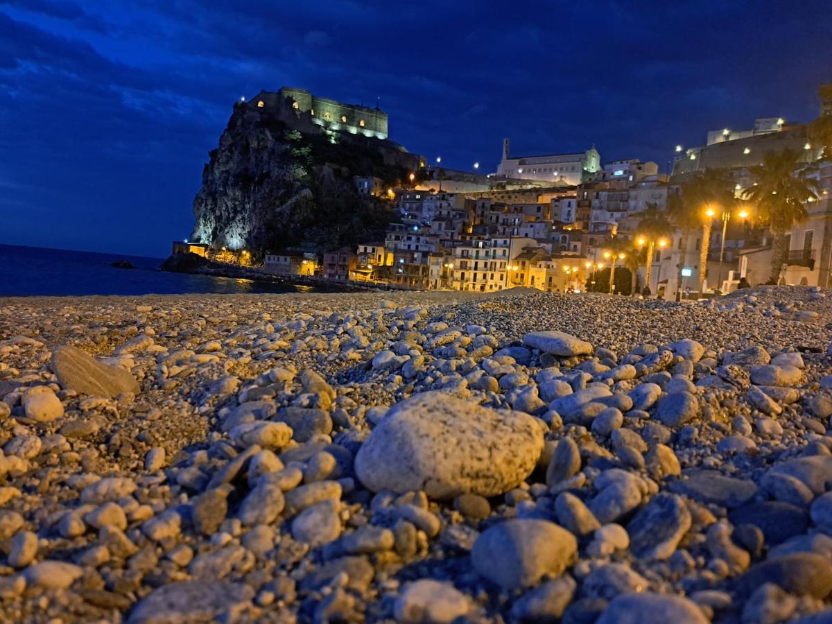 Il Ritratto Casa Vacanza Scilla Luaran gambar