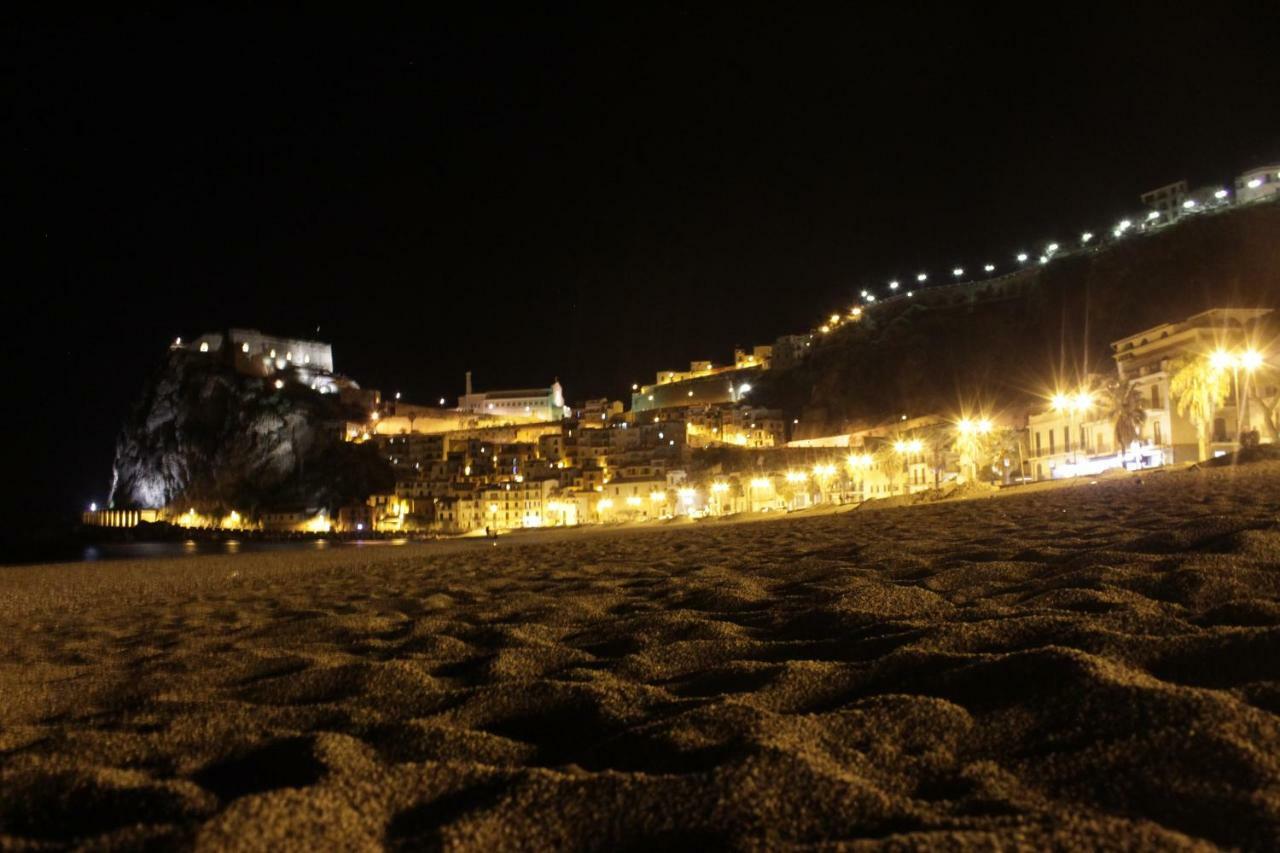 Il Ritratto Casa Vacanza Scilla Luaran gambar
